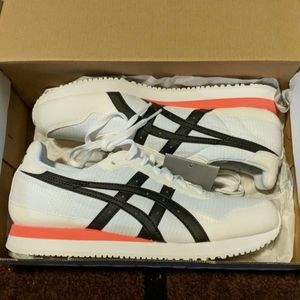 Asics tiger tennis shoes